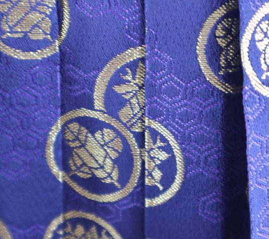 七五三の袴のみ[5歳男の子用]青紫色　金で丸に矢羽 No.324